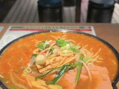 -肥汁米蘭香港米线(定西路店)