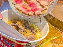 -来龍儿鲜切牛肉自助老火锅