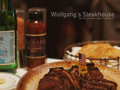 -Wolfgang’s Steakhouse 沃夫冈牛排馆(上海白玉兰广场店)