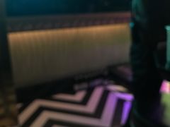 -温莎KTV(珠江路店)