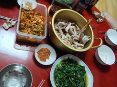 -堤边美食