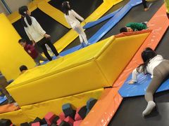 -天空之城欢乐嘉年华苏州店(环球188广场店)