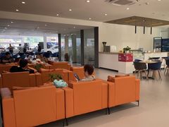 -上海冠松上汽大众4S店