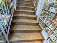 -猫的天空之城概念书店(苏州平江店)