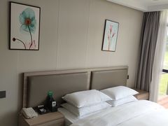 -上海怡沁园度假酒店