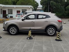 -神州租车(上海浦东机场服务点)