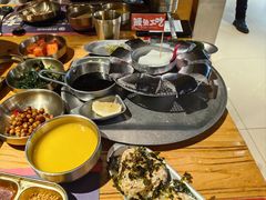 -韩都烤肉·烤鳗鱼(中街小北总店)