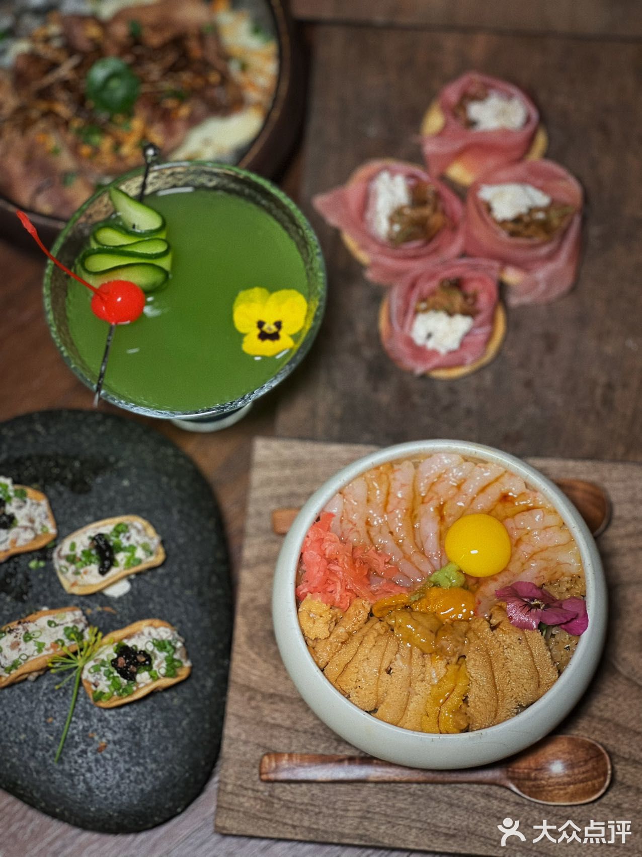 节日去哪儿？满满仪式感，从À Table开始🔛