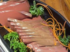 -老牌坊云南鱼豆花火锅(哈西万达店)
