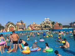 -沈阳龙润夏宫温泉水乐园
