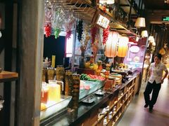 -领鲜活海鲜榴莲自助火锅(东门店)