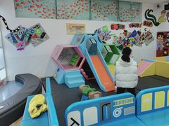 -龙格亲子游泳俱乐部(南宁中心店)