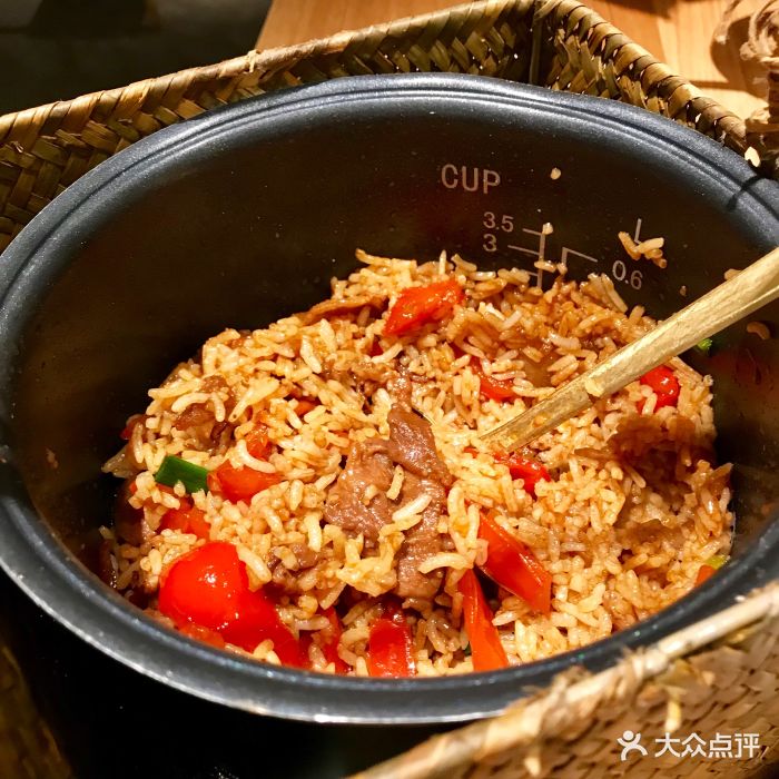 雁舍湘食·茶点(王府井apm店)肉汤泡饭图片