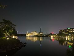 -何记花甲(海岸城旗舰店)