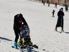 -十三陵雪世界滑雪场