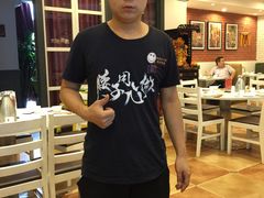-闫府私房菜(经四路万达店)