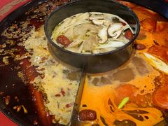 -重庆巴九门老火锅(阳朔店)