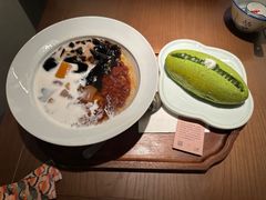 -RUXU入续糖水铺与包(卓悦中心店)