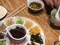 -怪噜范·老贵阳街头名小吃(鸿通城店)