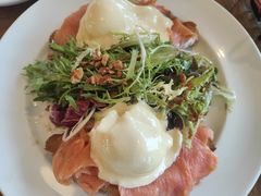 -ROAST coffee & eatery