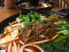 -鑫花溪牛肉米粉(凤凰街创始总店)