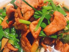 宣威小炒肉-老滇山寨•云南特色菜•地方菜•民族风情歌舞表演(金碧店)