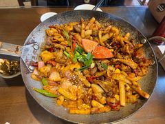 -富正毅三下锅·湘西韵味(天门山索道店)