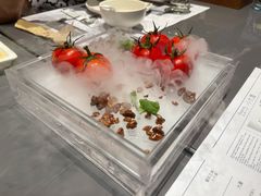 番茄脆菇沙拉-小大董·烤鸭(观景餐厅·南京西路店)
