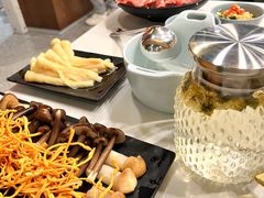 野生菌拼盘-小街猪手(团结湖店)