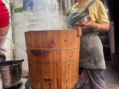 -梁阿婆廿年老牌扣肉糯米饭
