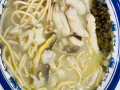 招牌黄鱼面-明呈黄鱼面馆(斜土路店)