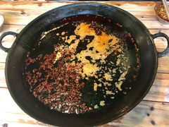 -岗上渣渣老火锅(两路口店)