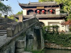 -汇龙潭
