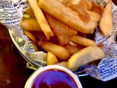 -Hooley's活利仕西餐厅(珠江新城店)