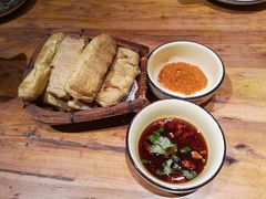 -老滇山寨•云南特色菜•地方菜•民族风情歌舞表演(金碧店)