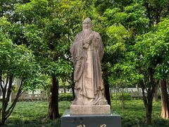 -汇龙潭
