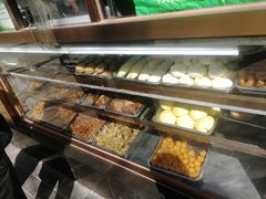 面包甜点陈列柜-老回回烩面馆(左家庄店)