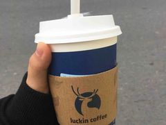 -瑞幸咖啡(大连罗斯福广场一层店)