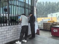 -中国石化滦州服务区（北京方向）加油站