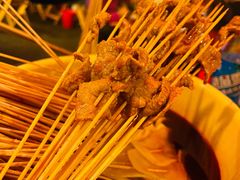 -拈签一笑黄牛肉辣卤串串
