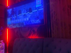 -UK派对KTV(日月广场店)