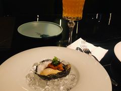 鲟鱼籽至尊海胆生蚝-wann lounge 低温慢煮牛排·清吧