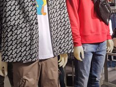 -H&M(天一广场店)