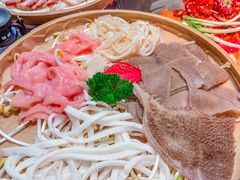 -赵美丽·重庆社区火锅·直营店(火车东站·中豪国际店)