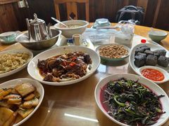 -芦茨金富饭庄·25年老字号·专做稻草鸡