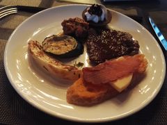 -OPEN開全日自助餐厅·牛肉火锅·海鲜(佛山希尔顿酒店)