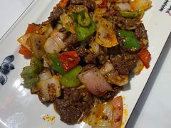 孜然炒牛肉-后卫寨猫耳朵(凤城三路店)