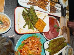 -鸿宇海鲜烧烤(红海新区店)