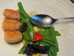 -海派悦庭·海胆烧麦·新融合菜(凯德广场店)