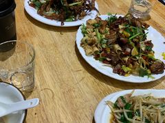 -超越海鲜屋(飞龙物业店)